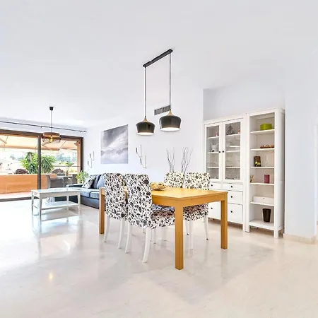 Apartamento The Cartuja Golf I * Estepona